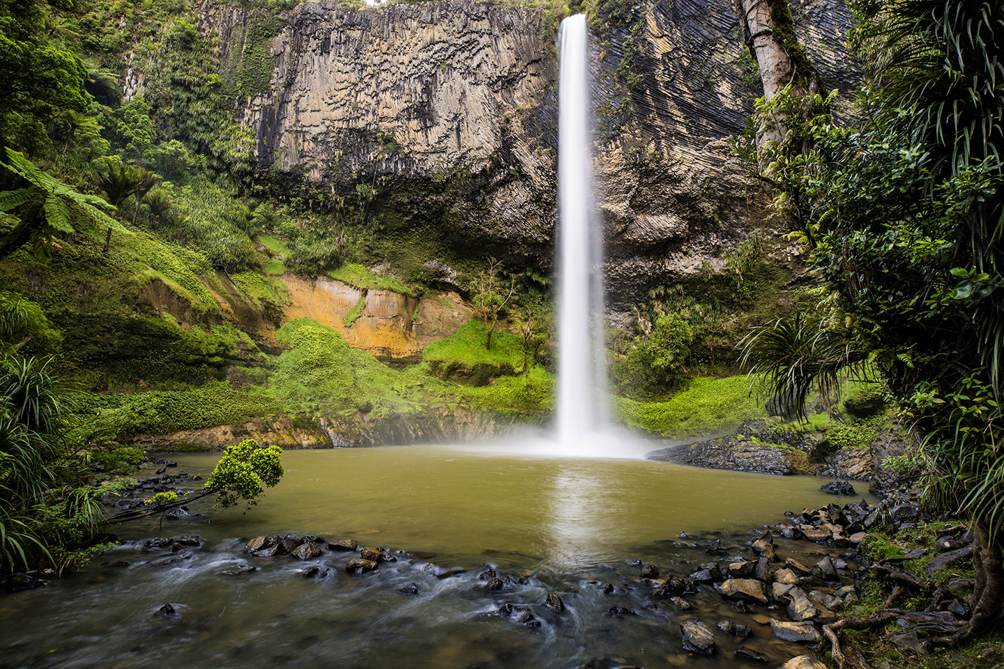 Bridal Veil falls Bridal Veils Falls in New Zealand's north island