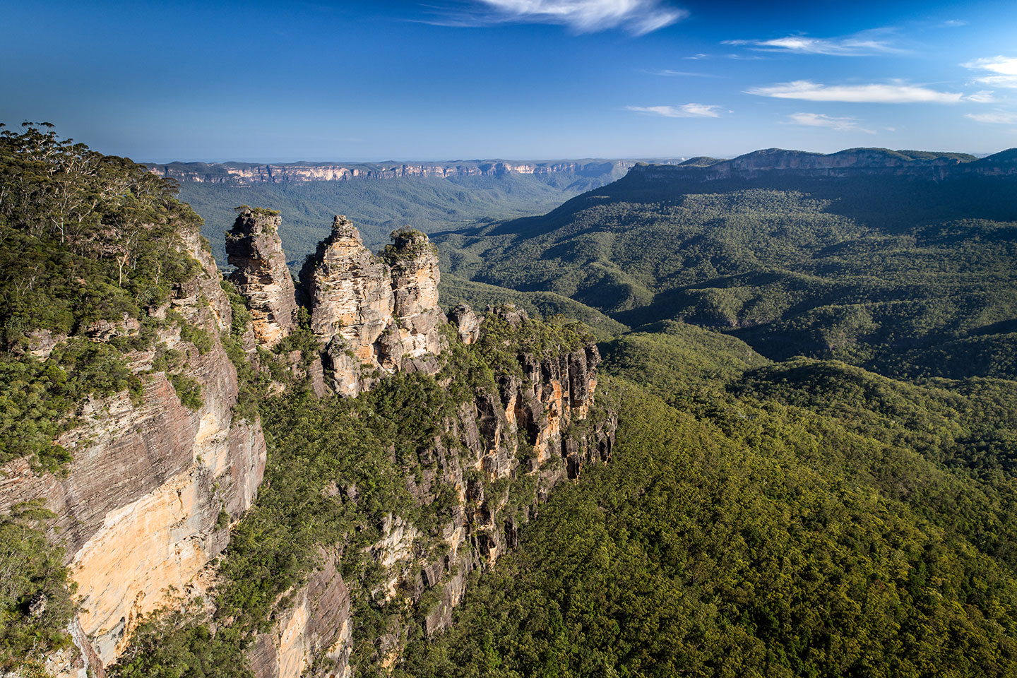 Three sisters viewpoint in the Blue Mountains National Park