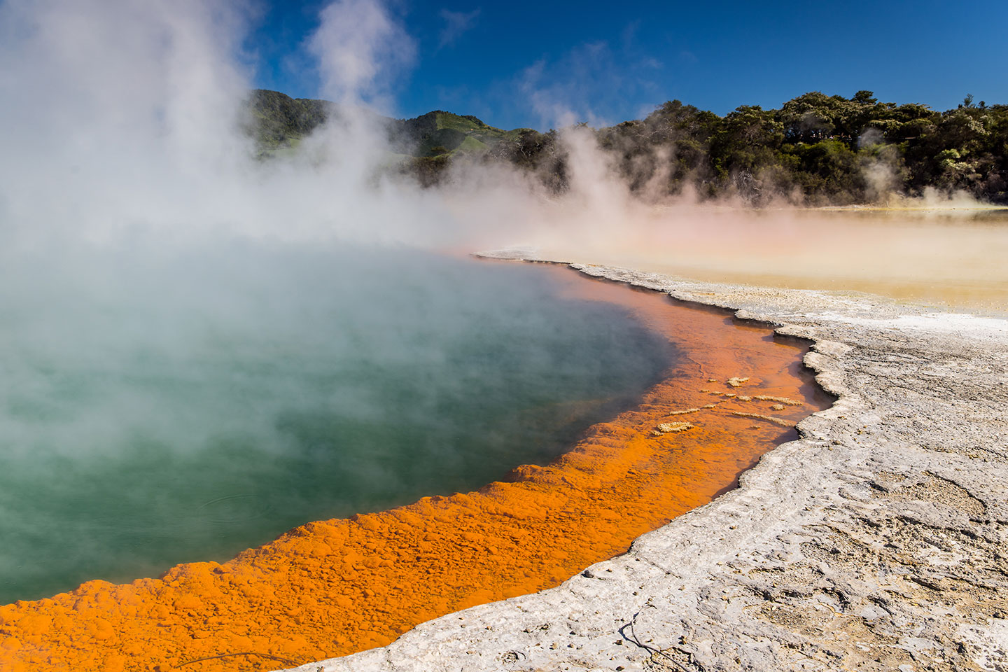 Wai-O-Tapu Champagne pool at Wai-O-Tapu, New Zealand