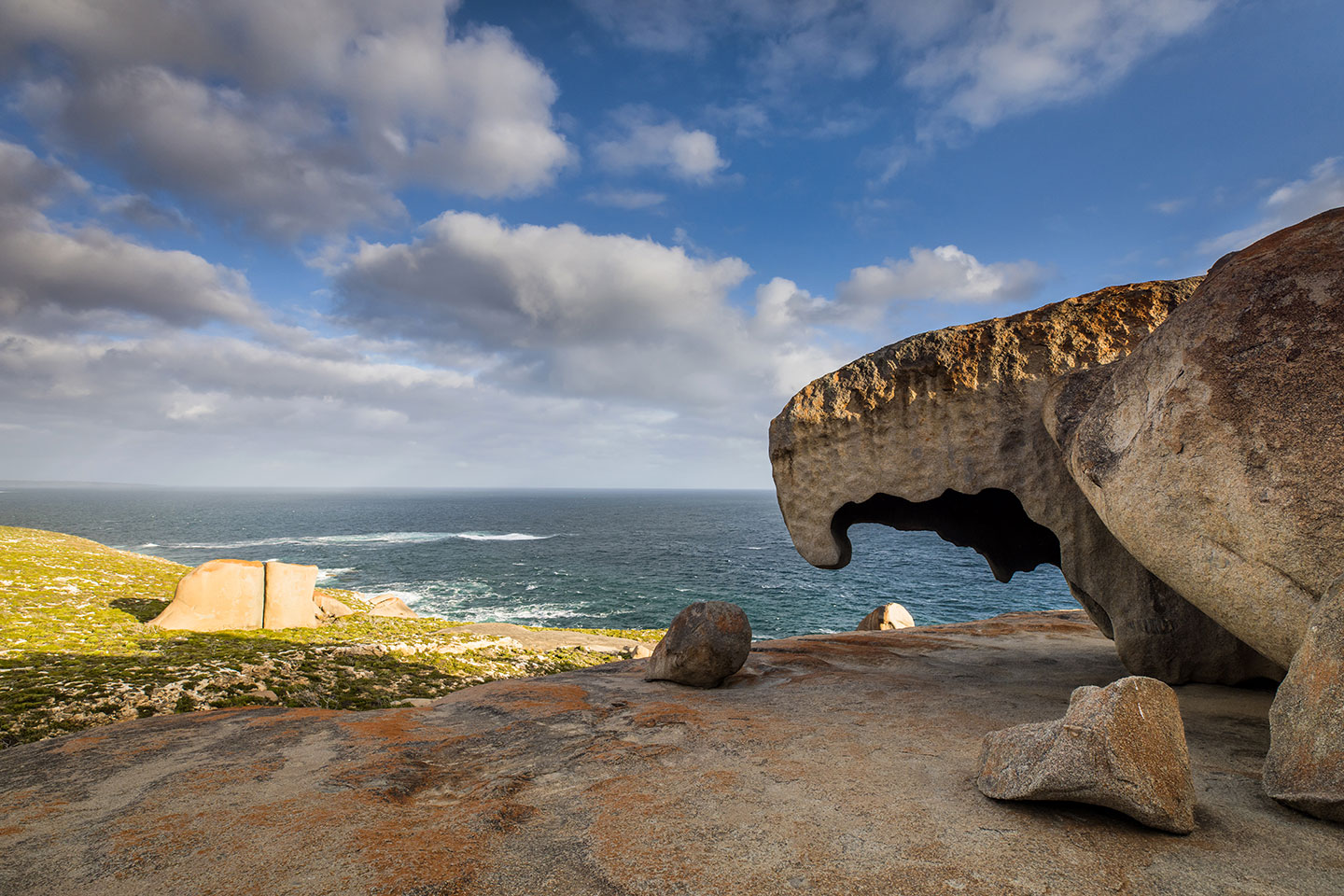 Rock arch formation at the Remarkable Rocks on Kangaroo Island