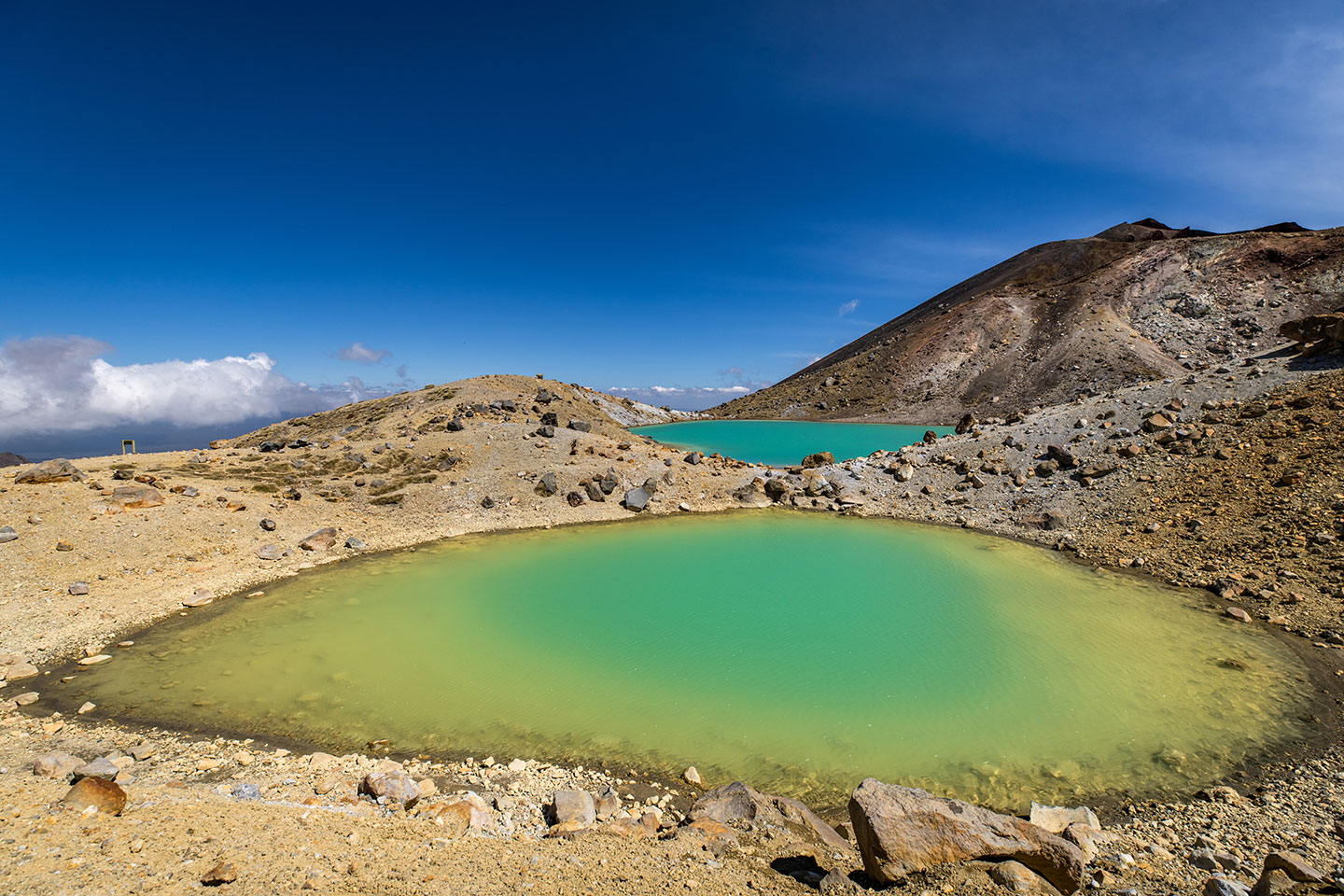 Tongariro Alpine Crossing Emerald colored lakes at the Tongariro Alpine Crossing